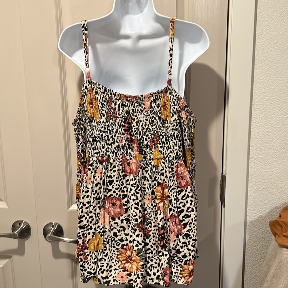 Off The Shoulders Date Night Shirt - Picture 3 of 4